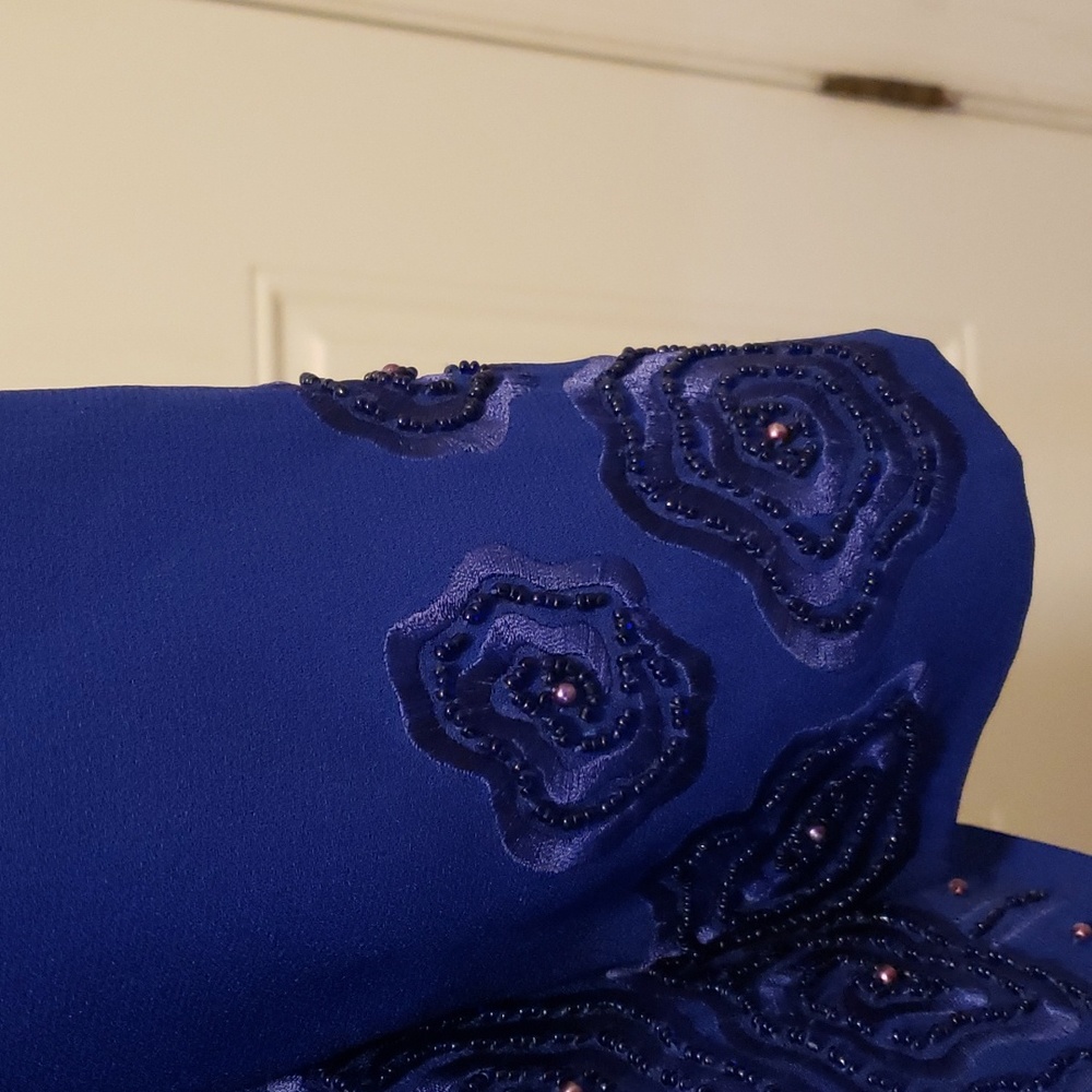 Blazer - Picture 3 of 4
